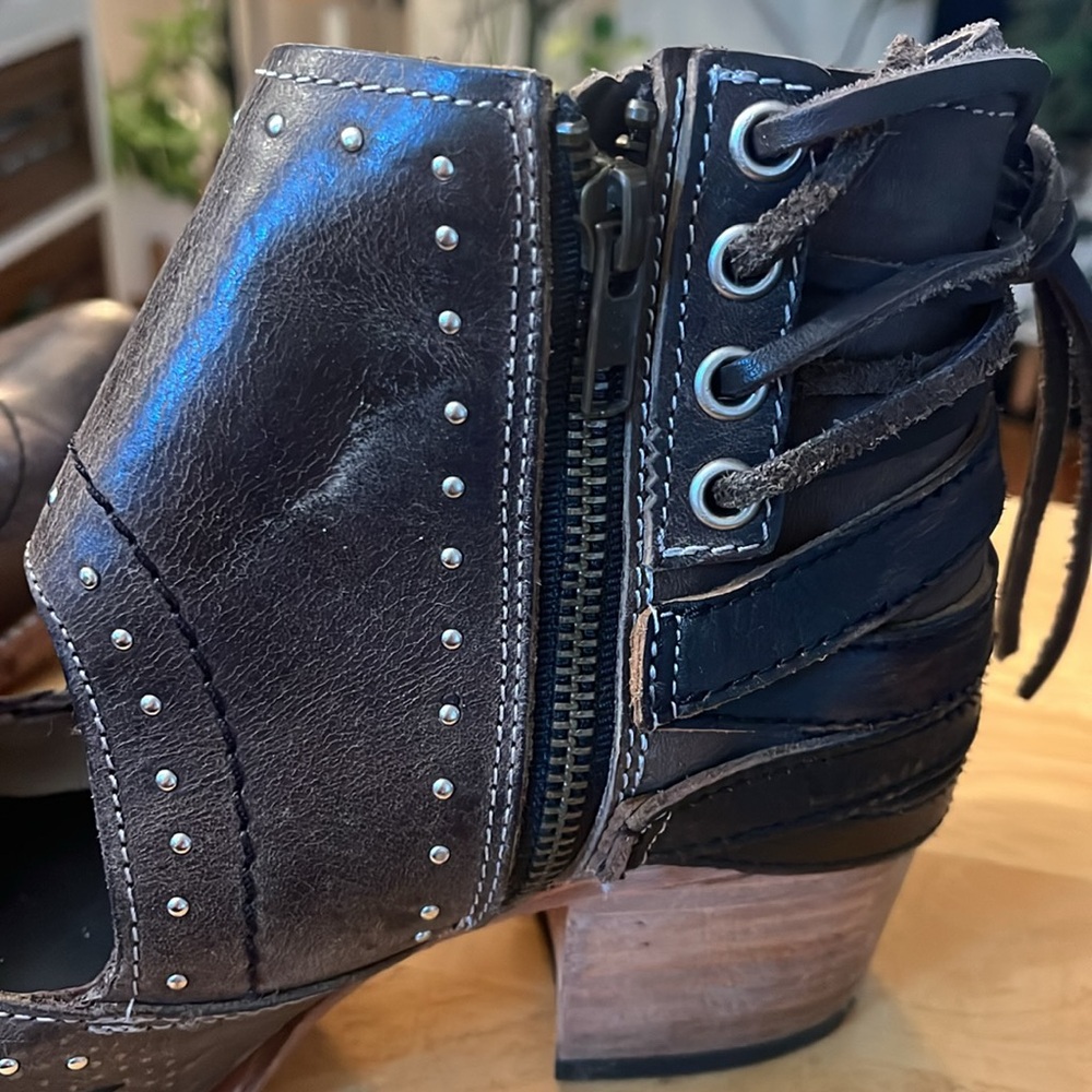 Freebird Leather Studded Brown Ankle Boots-Desert size 8 - Picture 11 of 15